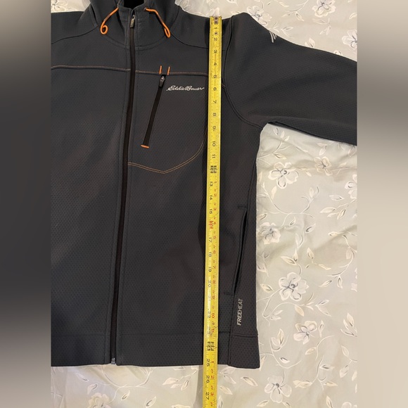 Spring Sale! Eddie Bauer zipped hoodie - like new. Fits: 5’ 6”- 10” & 130-150lbs - Picture 6 of 10